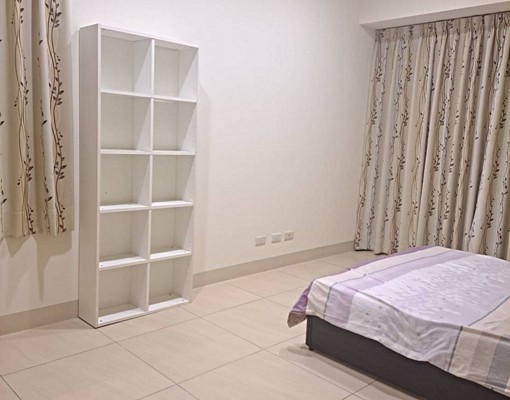 **屋主自租.免服務費**全新粉刷.景觀四房附平面車位 - Image 3