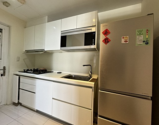 總太明日三房平車+大露臺,可租補可寵可戶籍(月中後看屋) - Image 4