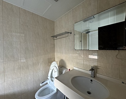 總太明日三房平車+大露臺,可租補可寵可戶籍(月中後看屋) - Image 11