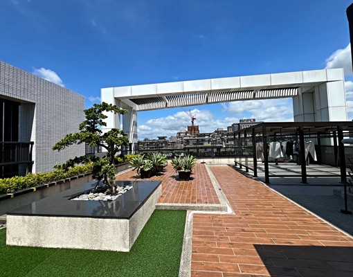 近AI園區遠百世紀行館獨立大陽台含車含管含網路 - Image 11