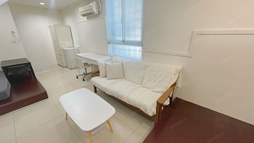 屋主自租逢甲一樓大套房可工作室可寵機車格 - Image 1