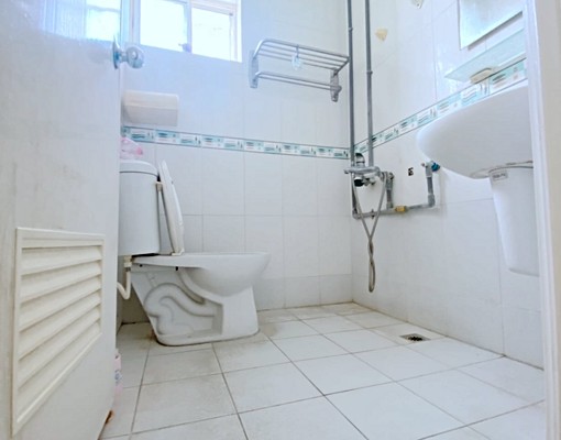 ✨大社保元宮活動中心✨透天分租套房~５Ｆ✨可養寵🐶🐱 - Image 5