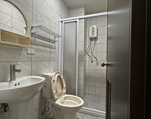 烏日溪南路全新套房出租樓下即7-11 - Image 3