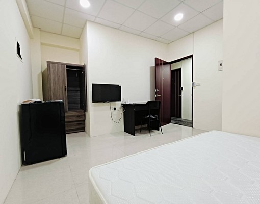 近平鎮家樂福💖全新裝潢 - Image 1