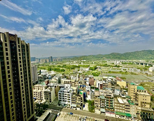 高鐵全新三房TECHPARK - Image 2