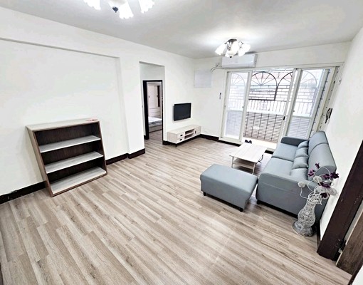 中和交流道連城路✨可租屋補助入籍新4房2衛台水電明火廚房陽台 - Image 1