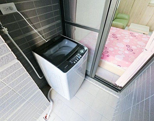 陽台獨洗曬★廁所開窗★採光通風佳★設備齊全 - Image 11