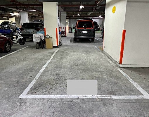 公教住宅三房兩衛坡平車位格局方正通風採光旁邊是運動中心游泳池 - Image 7