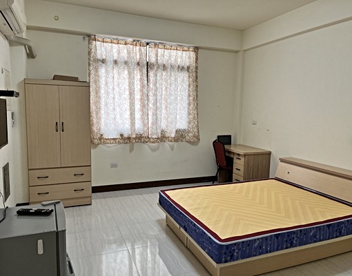 全新翻修,一層一間超大套房 - Image 9