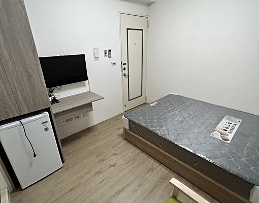 富築!可申請租補,學生套房,附子母車免追垃圾車 - Image 5