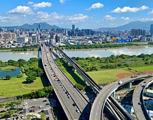 獨立套房|可租補板橋巨蛋高樓層樓中樓 - Image 6