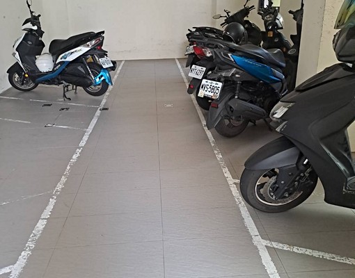 鄰近南台舒適環境室內摩托車格 - Image 6