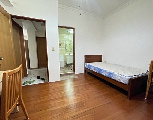 世貿101、限女、共用客餐廳、包水電 - Image 2