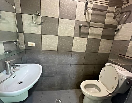 近環球購物中心，電梯精品套房 - Image 6