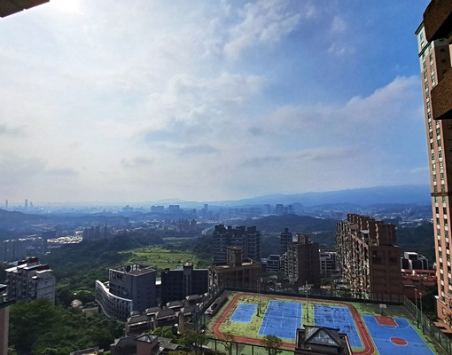 近南港車站超大客廳景觀二房 - Image 14