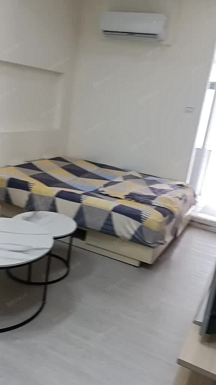 捷運輕軌新和國小站浪漫套房可短租.寵物 - Image 1