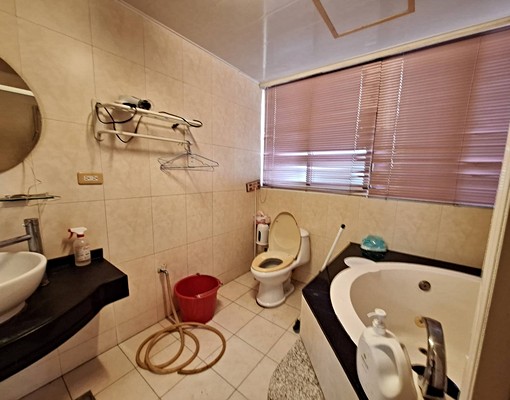 大套房、租金含網路、第四台，可租補、公司登記 - Image 5