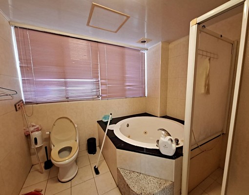 大套房、租金含網路、第四台，可租補、公司登記 - Image 6