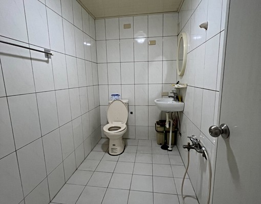東區市立醫三房大空間健身公寓可租補 - Image 5