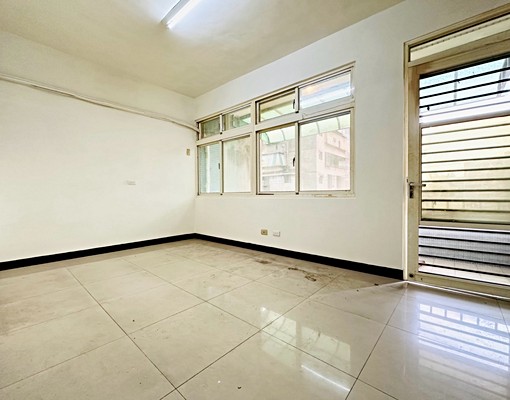 府中站/神明廳/寵物友善/雙陽台/入籍補助 - Image 2