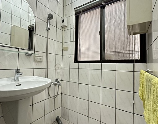 後站建國路大套房空間極大好利用 - Image 4