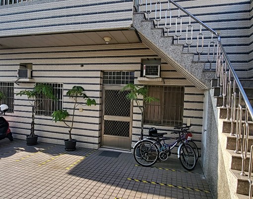 乾淨便利舒適的住屋環境，讓您能好好讀書。 - Image 5