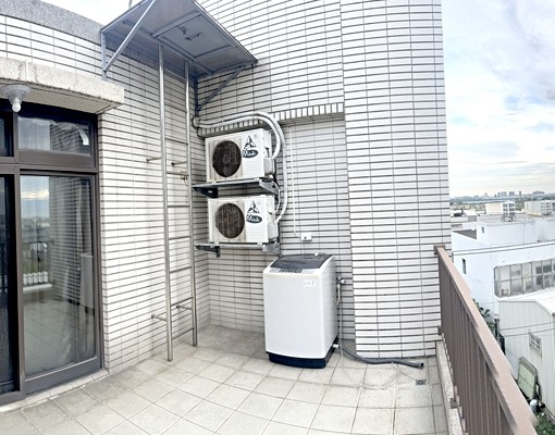 捷運A10透天厝雙景優質雅房電梯 - Image 6