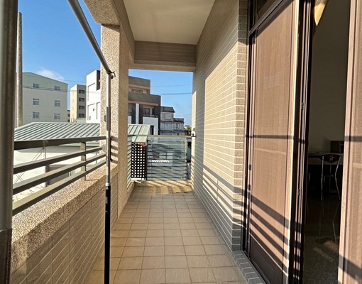 只租女生靜宜弘光精緻別墅超大套房住戶單純 - Image 13