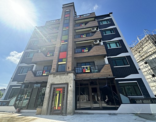 全新房屋出租-塔后三房兩廳〔電梯公寓〕 - Image 1