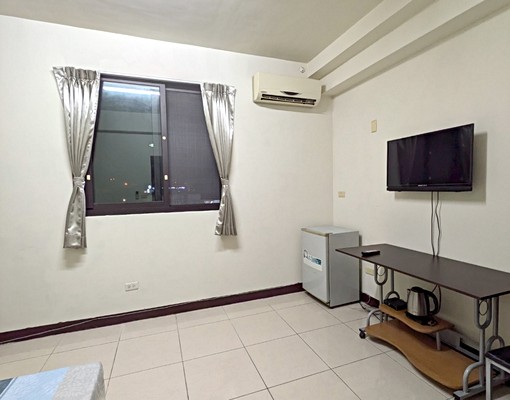 勤益科大全新套房,屋主自租,預付折扣 - Image 3