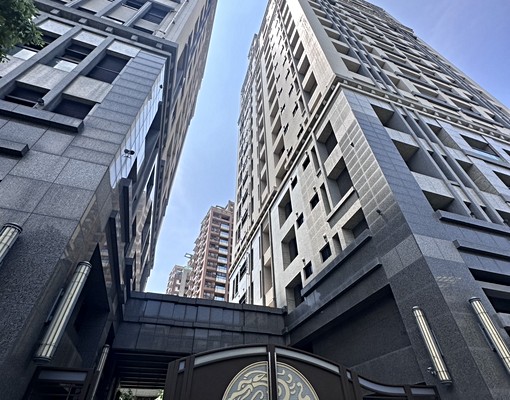 星鴻社宅龍井天鑄二房車拎包入住 - Image 1