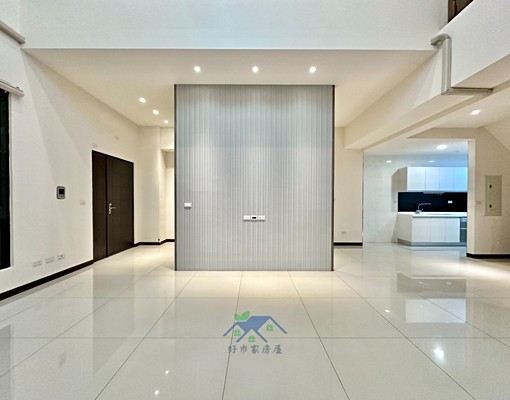 🏡明星三學區-樓中樓大三房-含車位 - Image 1