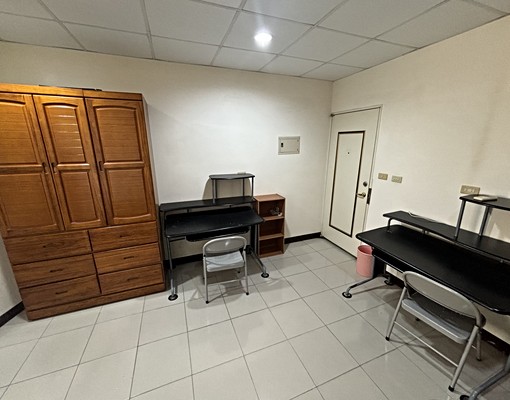 輔大前門套房開學季要租要快近中正路 - Image 6