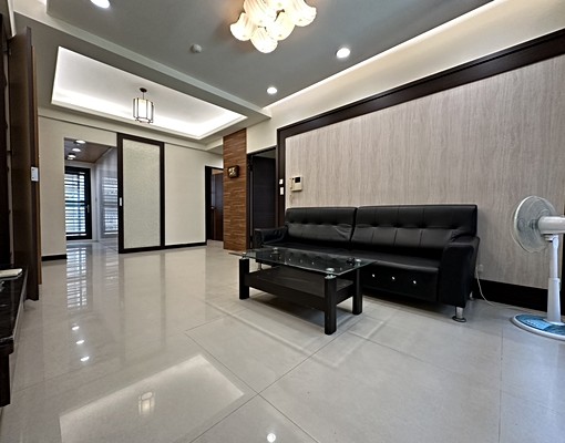 中科大三房有車位可補助 - Image 1