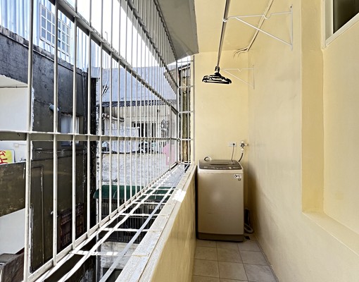 市區捷運大套房(獨立陽台洗衣機)可租補 - Image 6