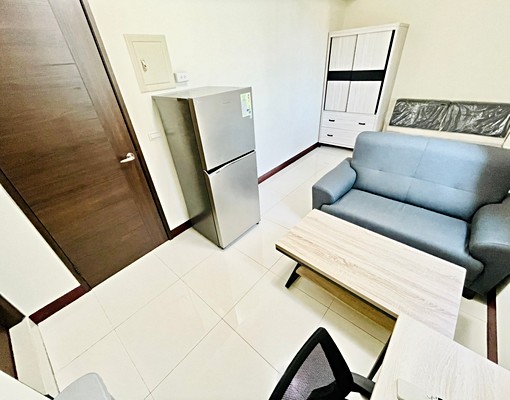 可租補🎃電梯套房🎃優質租戶🎃全新整理🎃採光佳 - Image 2