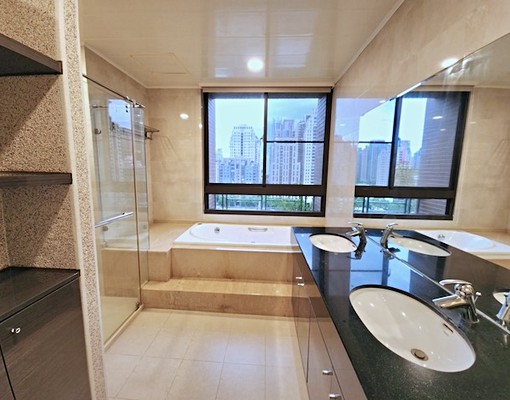 ⭐七期⭐獨家⭐景觀精裝戶⭐附傢俱家電⭐含一個平面車位 - Image 5