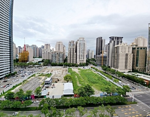 ⭐七期⭐獨家⭐景觀精裝戶⭐附傢俱家電⭐含一個平面車位 - Image 2