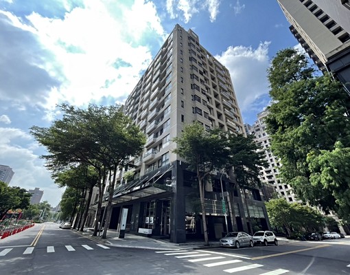 ↗Peter七期面園道綠意視野裝潢平車 - Image 2