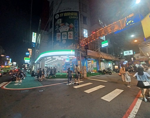 正逢甲商圈華夏巷精美套房 - Image 14