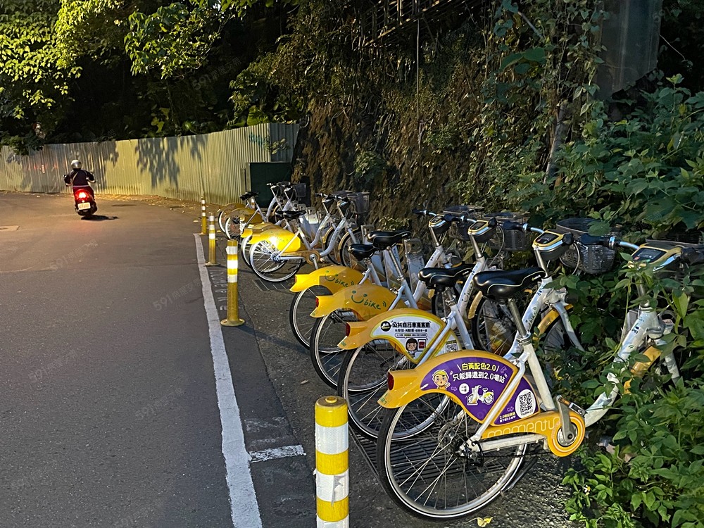 樓下步行30秒可騎乘Ubike