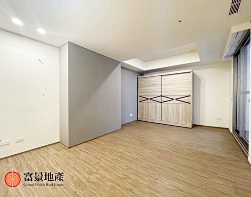 HOT●近市府MRT●超大空間●視野遼闊 - Image 3