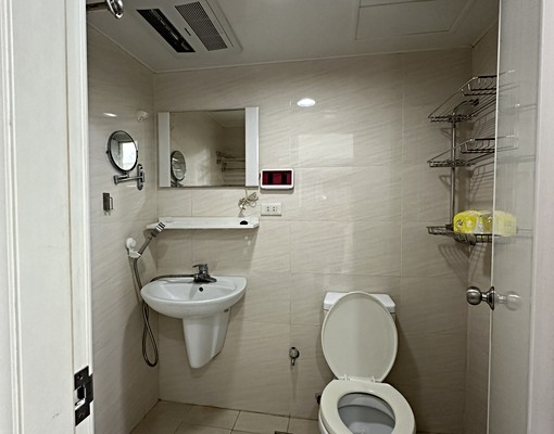 近新月橋/近新莊捷運/守衛管理/附機車位 - Image 4