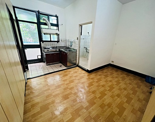 採光優質三房-低樓層-前後陽台-近重陽橋 - Image 11