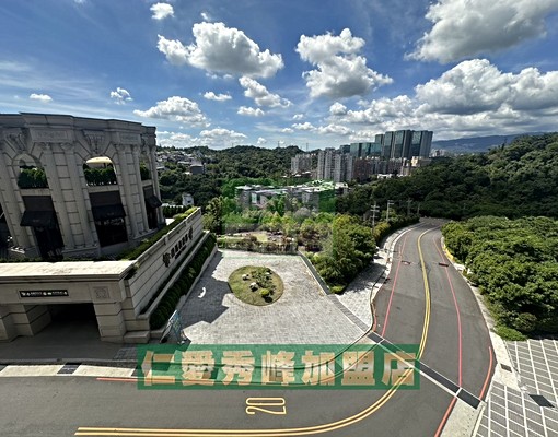 店長阿貴🏠稀有景觀庭院大戶🍎平面大車位🍍我專營美麗山林 - Image 1