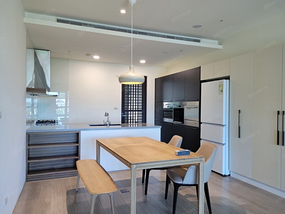 質感原木餐桌椅