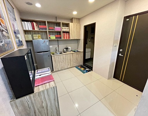 亮亮租屋~商圈/車站/電梯/可當工作室! - Image 9