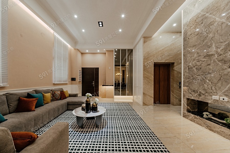 西班牙-黃金城堡樣/實品屋