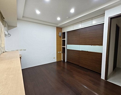 中山路一段車站旁漂亮二房 - Image 12