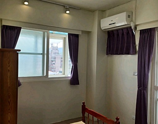 仁義街有電梯使用約60坪附冷氣可申請租補 - Image 1